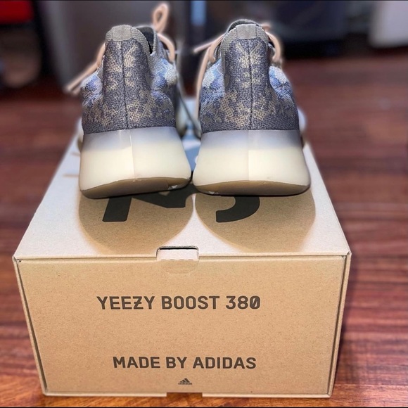 Adidas Yeezy Boost 380 “Mist” - Picture 4 of 5